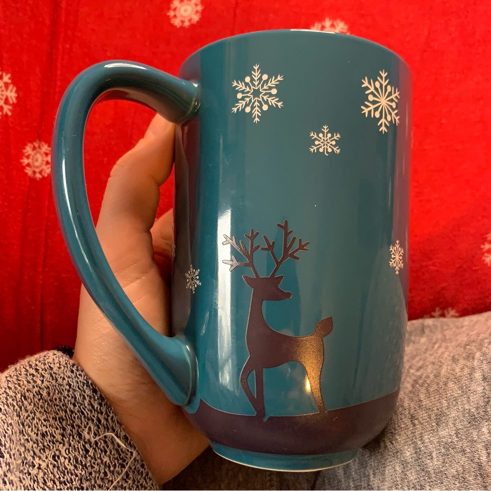DavidsTea dark teal holiday Nordic Mug with snowflakes and Color Changing deer